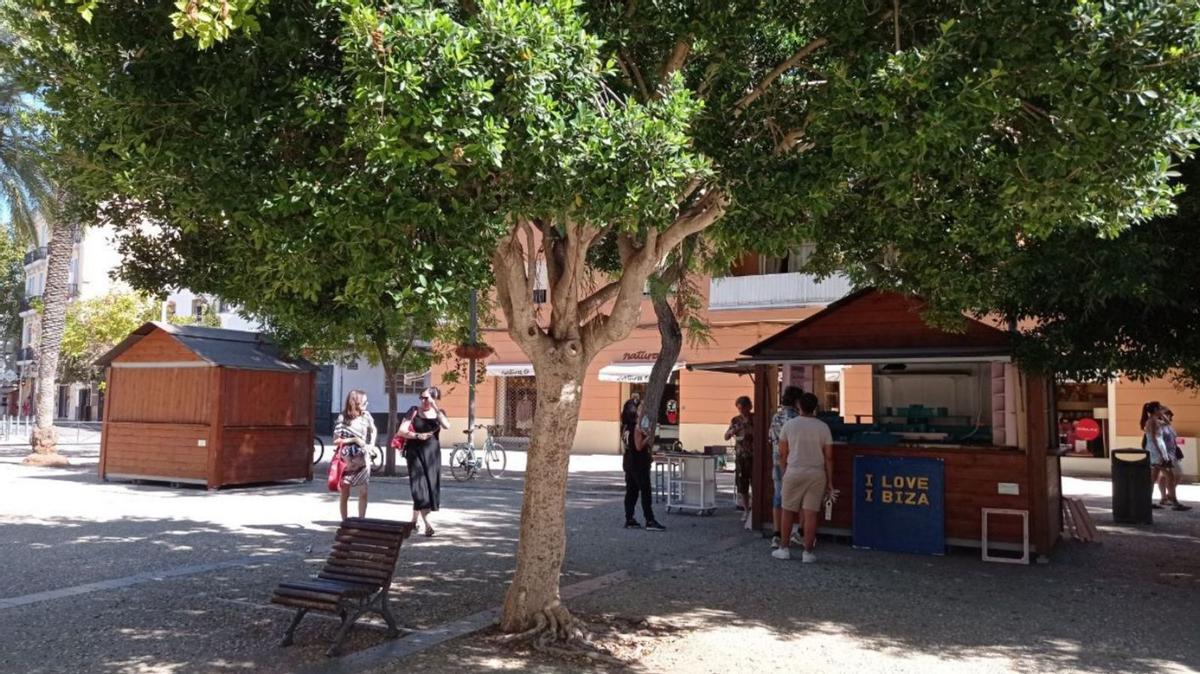 El Mercat Vell ‘abre’ en las plazas Sotavila y del Parque  | DI