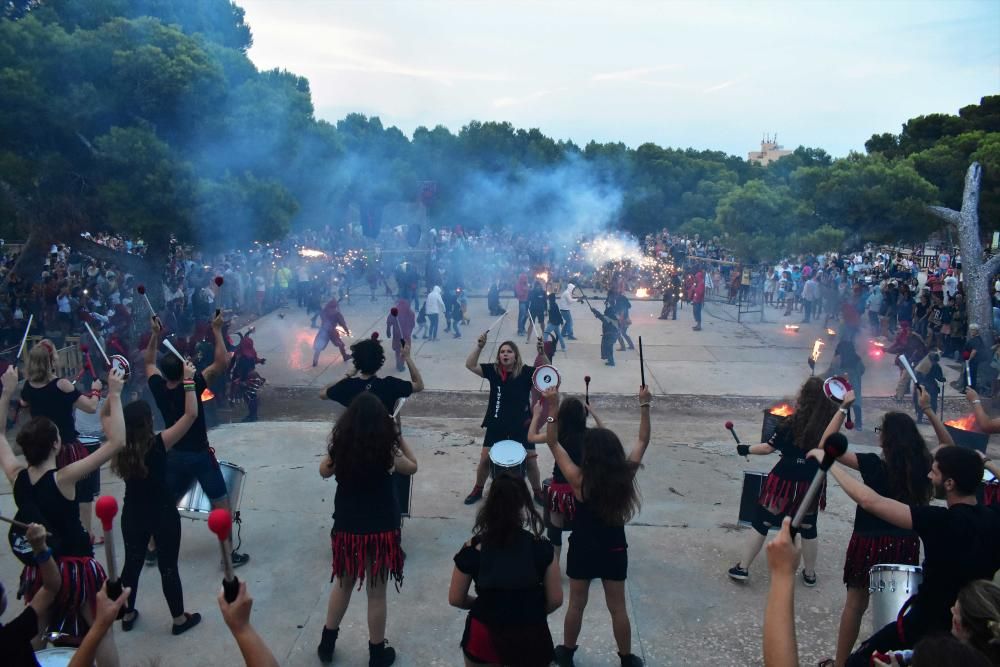 El correfoc del Kinfumfà en Torre d'en Pau