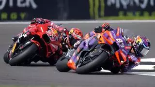 Carrera sprint de Moto GP en el GP de Gran Bretaña, en directo | Márquez, Martín y Espargaró a por la victoria