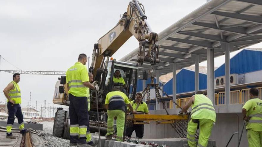 El Gobierno destaca que ya ha tendido todo el tercer hilo entre Valencia y Castellón