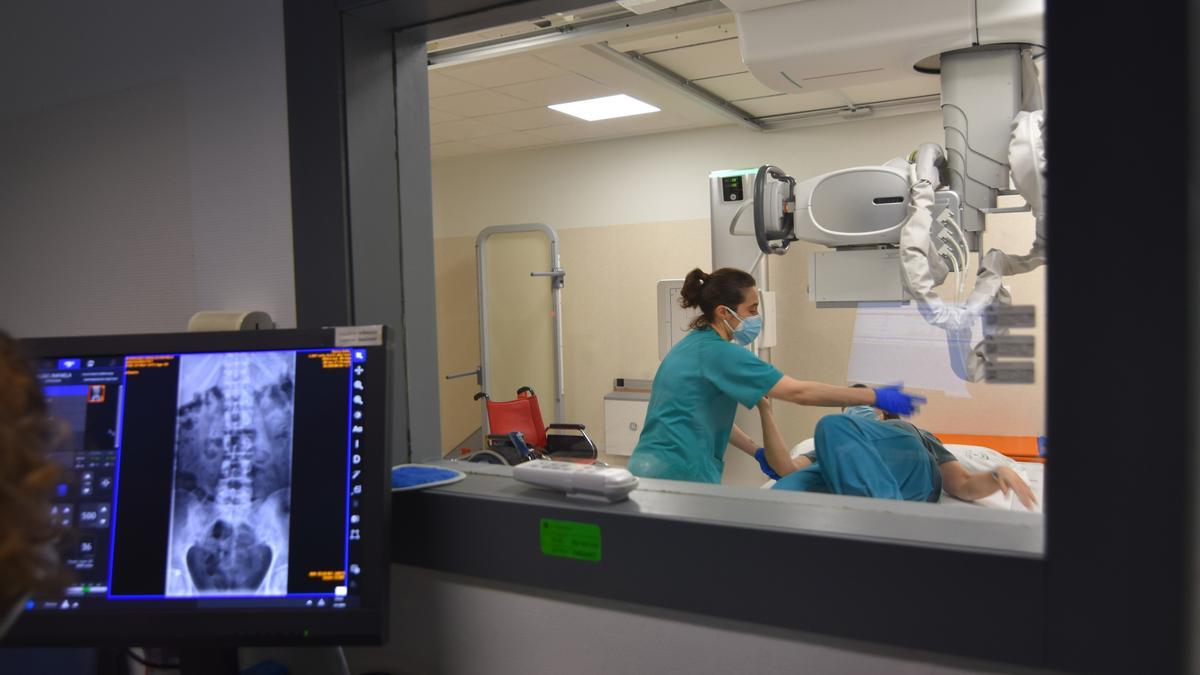 Nuevo equipo de radiología convencional del Hospital Reina Sofía.