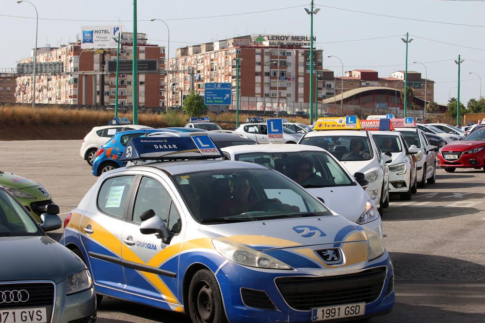 Manifestación de las autoescuelas malagueñas.