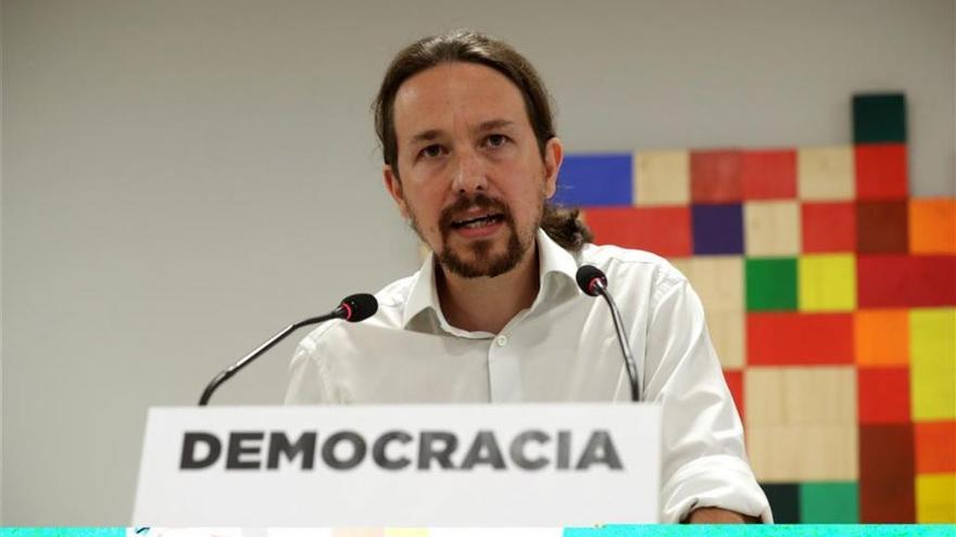 Iglesias pide al PSOE que &quot;arrime el hombro&quot; y no avale el fracaso del PP