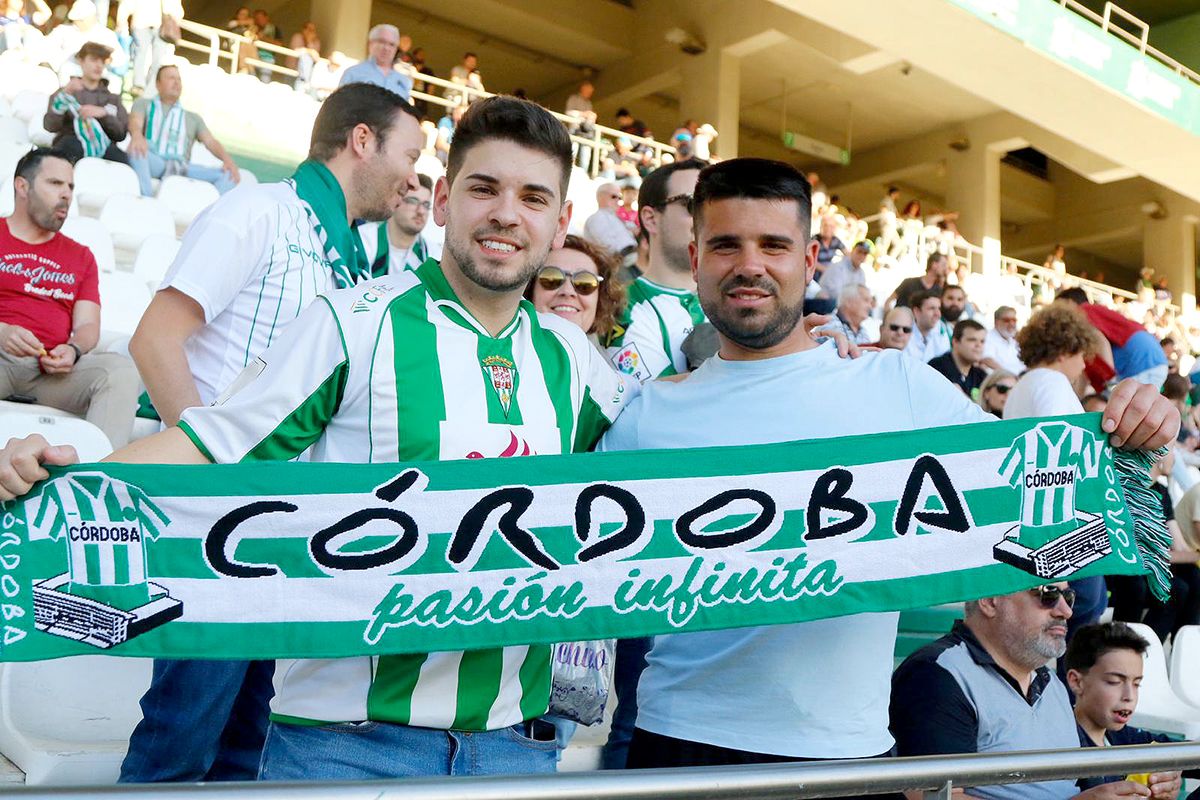 Las imágenes de la afición en el Córdoba CF - Racing Ferrol