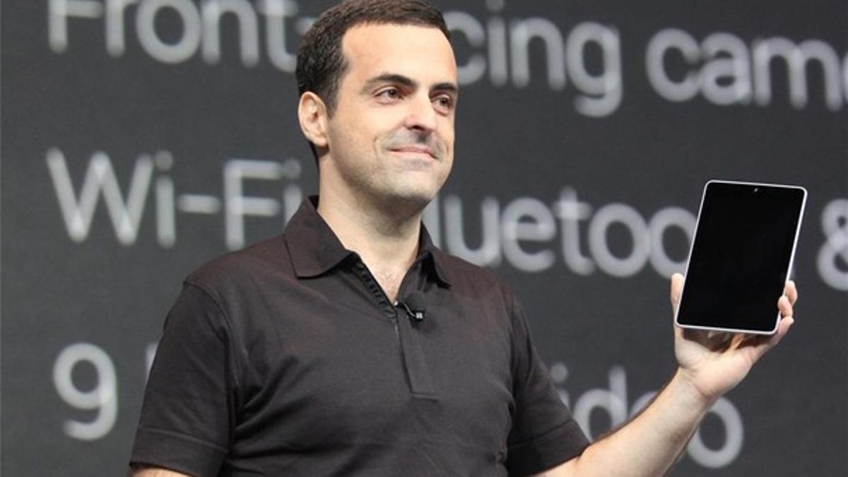 El jefe de producto de Google para Android, Hugo Barra, presenta la nueva tableta 'Nexus 7'.