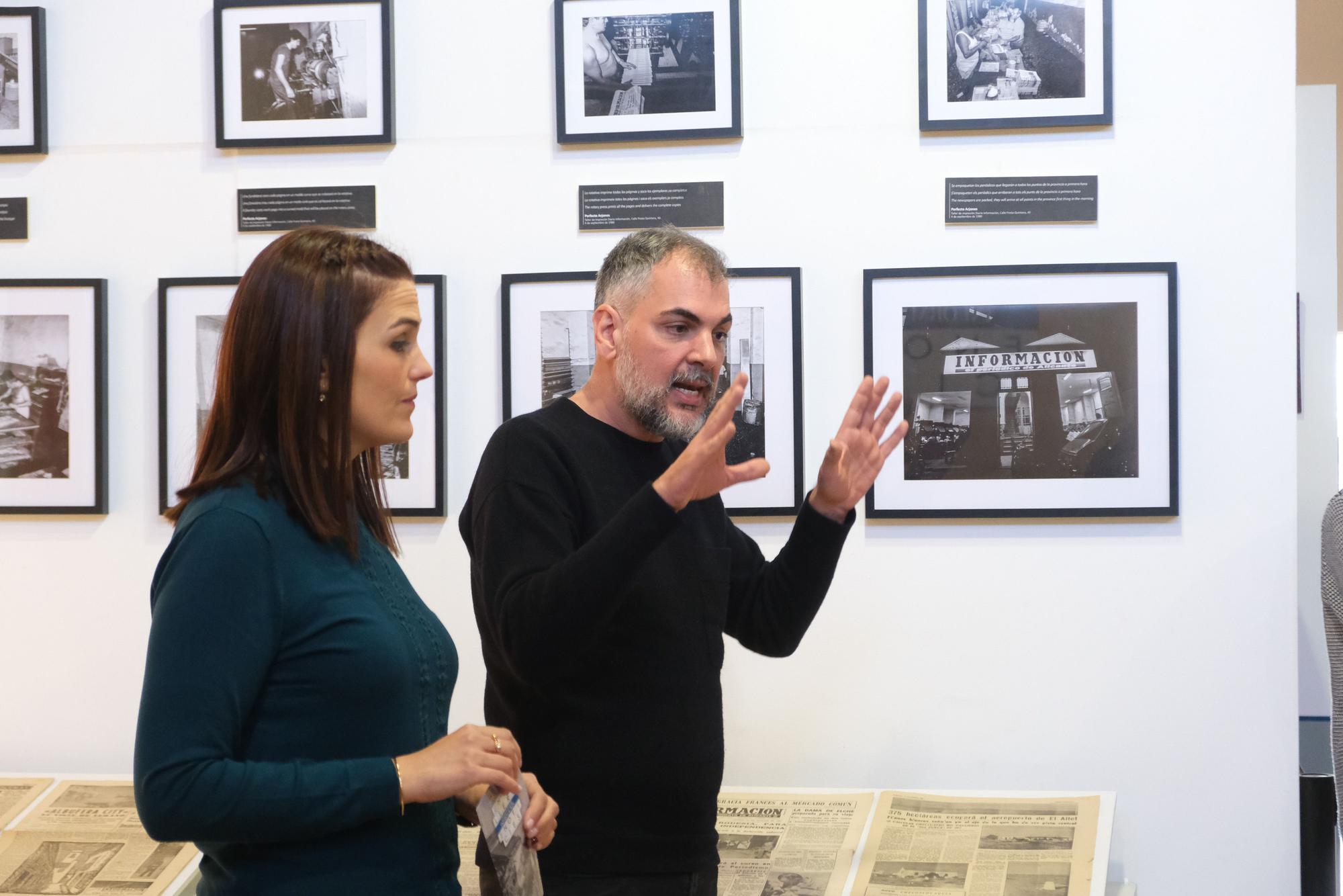 "Un taller de noticias", la nueva exposición del Museo Escolar de Puçol que recrea la antigua imprenta y redacción del Diario Información.