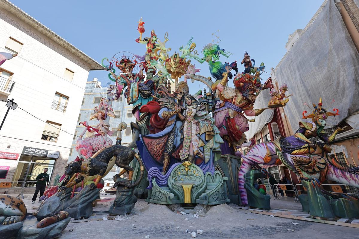 El Mercat aspira a ganar su cuarto primer premio consecutivo con el diseño de Sánchez Llongo.