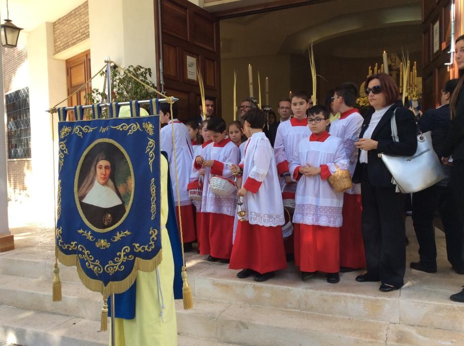 Procesión en el Colegio de Gamarra.