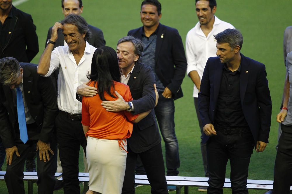 El Valencia rinde homenaje a sus socios más fieles