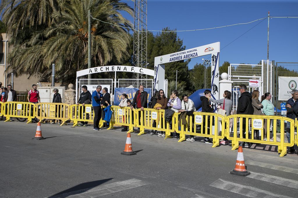 Duatlón en el campo de fútbol de Archena