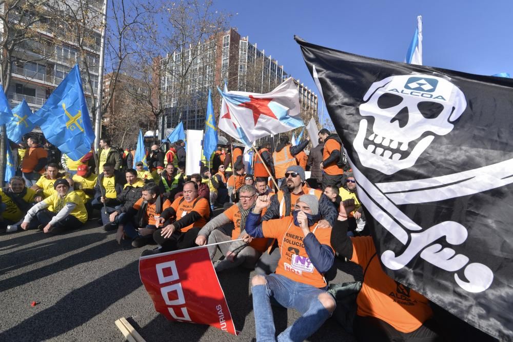 Manifestación de trabajadores de Alcoa en Madrid