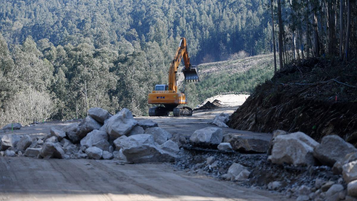 Obras en la carretera entre Bértola y A Canicouva, afectadas por la A-57.