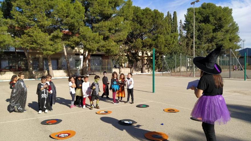 Los alumnos de Balsicas cambian las chuches por fruta