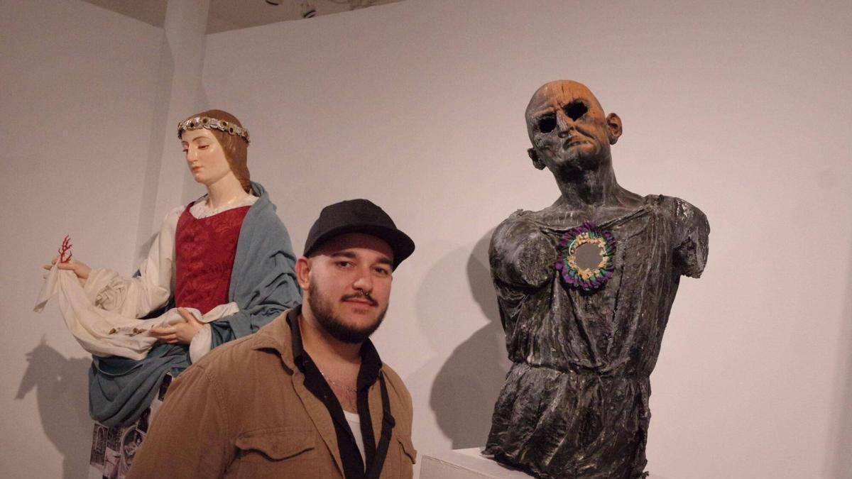 Exposición 'Entre la brisa y el llanto' del artista malagueño José Cano en la Agrupación