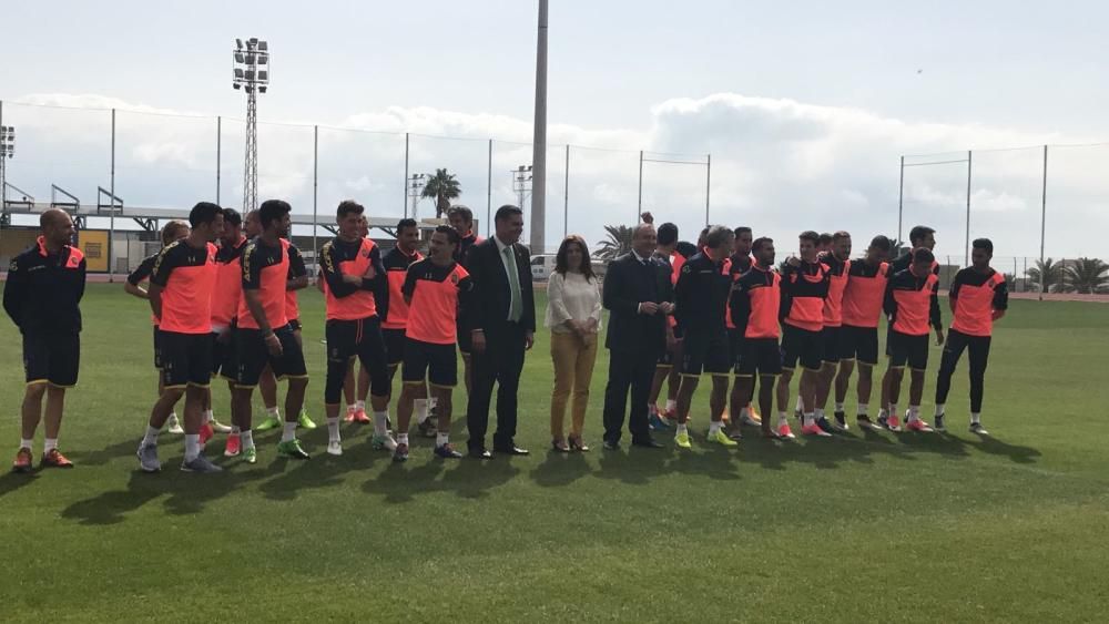 Entrenamiento de la UD Las Palmas en el campo de fútbol de El Hornillo