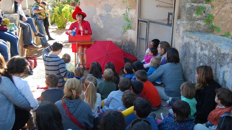 Esporles será este domingo un pueblo de cuentos para todas las edades