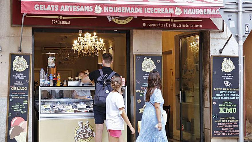 Die Iceberg-Filiale im Carrer Palau Reial, 3. 