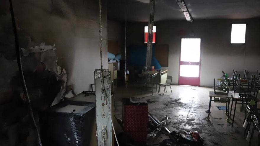 Vídeo | Incendio en el colegio Guadiana de Badajoz