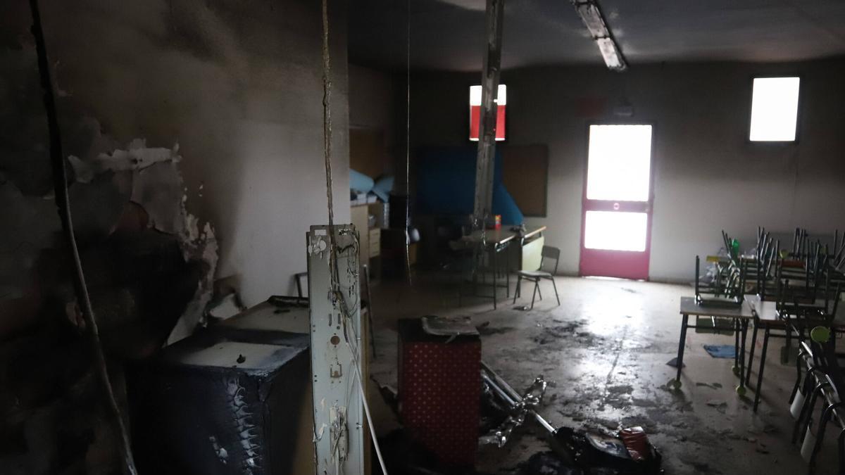 Vídeo | Incendio en el colegio Guadiana de Badajoz