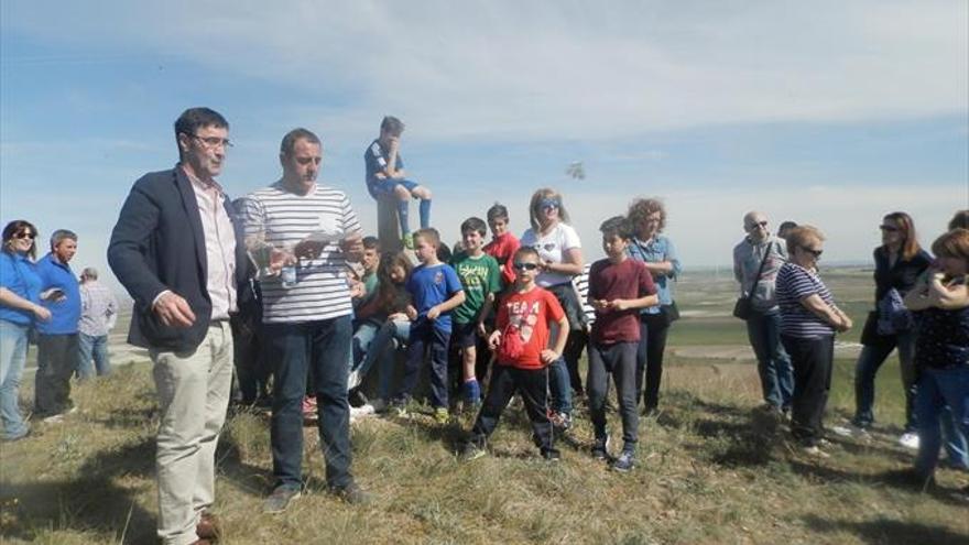 Ranchos, vacas y fiesta de la cerveza animan las fiestas de San Jorge