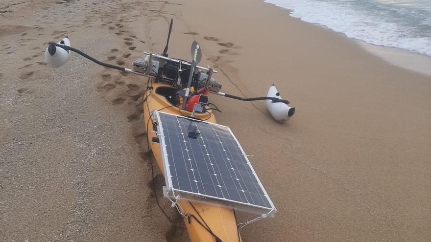 Así es la vuelta a las Islas Baleares en un kayak solar