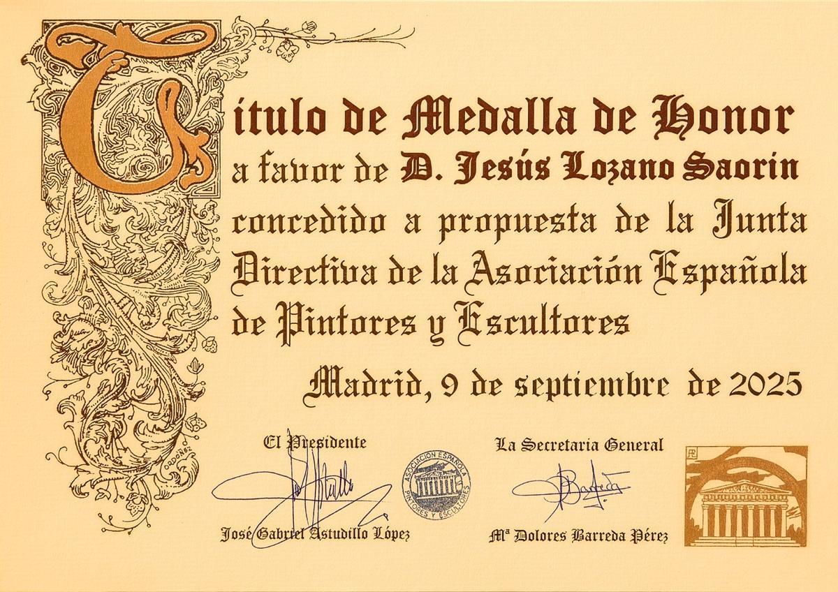 Título que la AETE le ha entregado a Jesús Lozano
