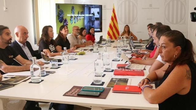 Niubó, aquest dimarts, durant la reunió de la mesa de seguiment de l’acord educatiu amb els sindicats signants.