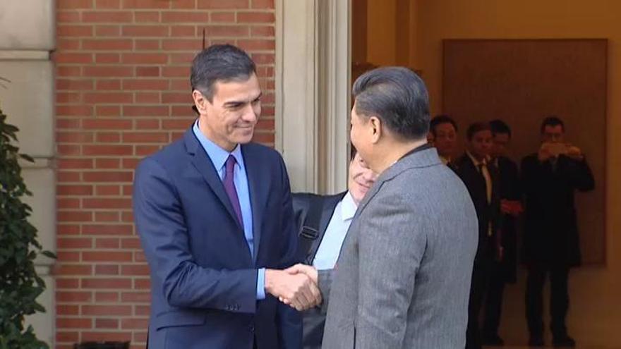 Pedro Sánchez recibe en Moncloa a Xi Jinping