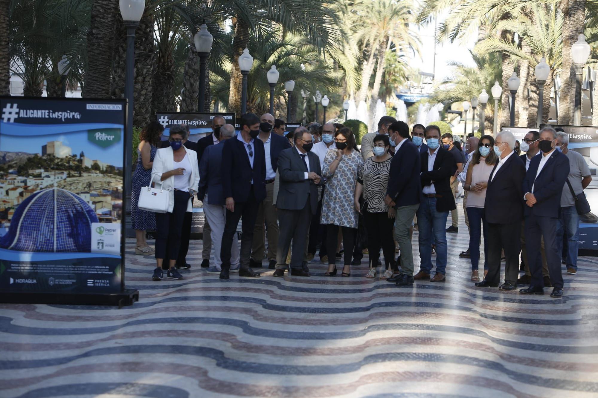 El paseo de la Explanada acoge la exposición #ALICANTEinspira