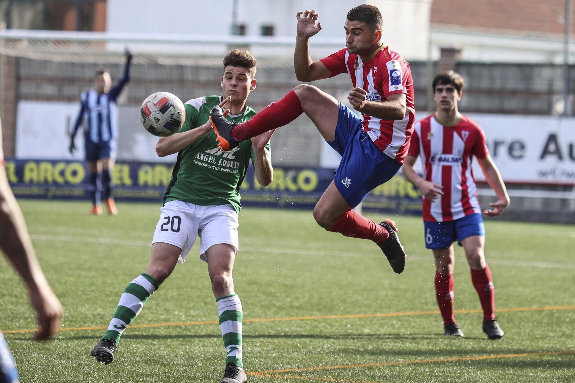 Las mejores imágenes de la jornada de Tercera: Avilés y Llanes, a por la última plaza en Segunda RFEF