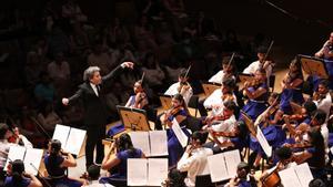 Dudamel y la Sinfónica Nacional Juvenil de Venezuela.
