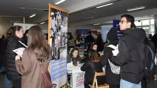 Vinte e nove empresas buscan traballadores na Feira de Emprego Talento Xoven de Carballo