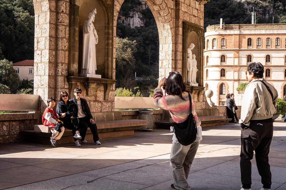 Turistes a Montserrat, l'any passat