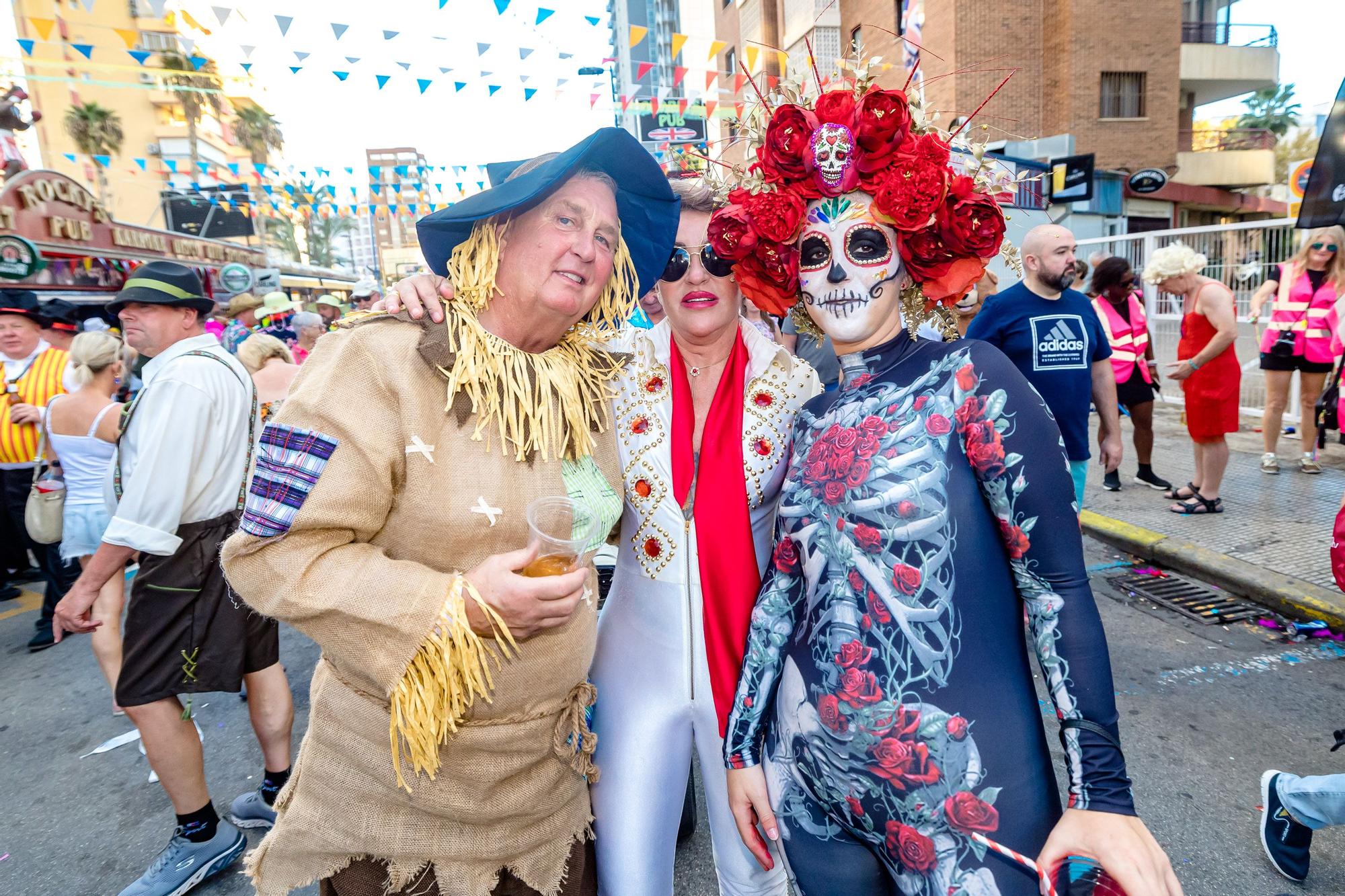 La "Fancy Dress" llena de disfraces Benidorm