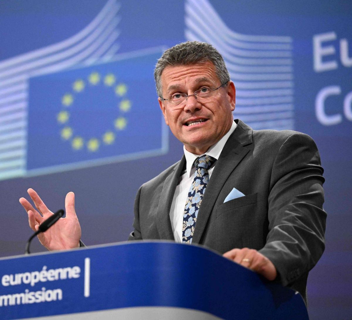 La UE considera "prohibitius" els aranzels del 30% fixats per Trump La UE considera "prohibitius" els aranzels del 30% fixats per Trump