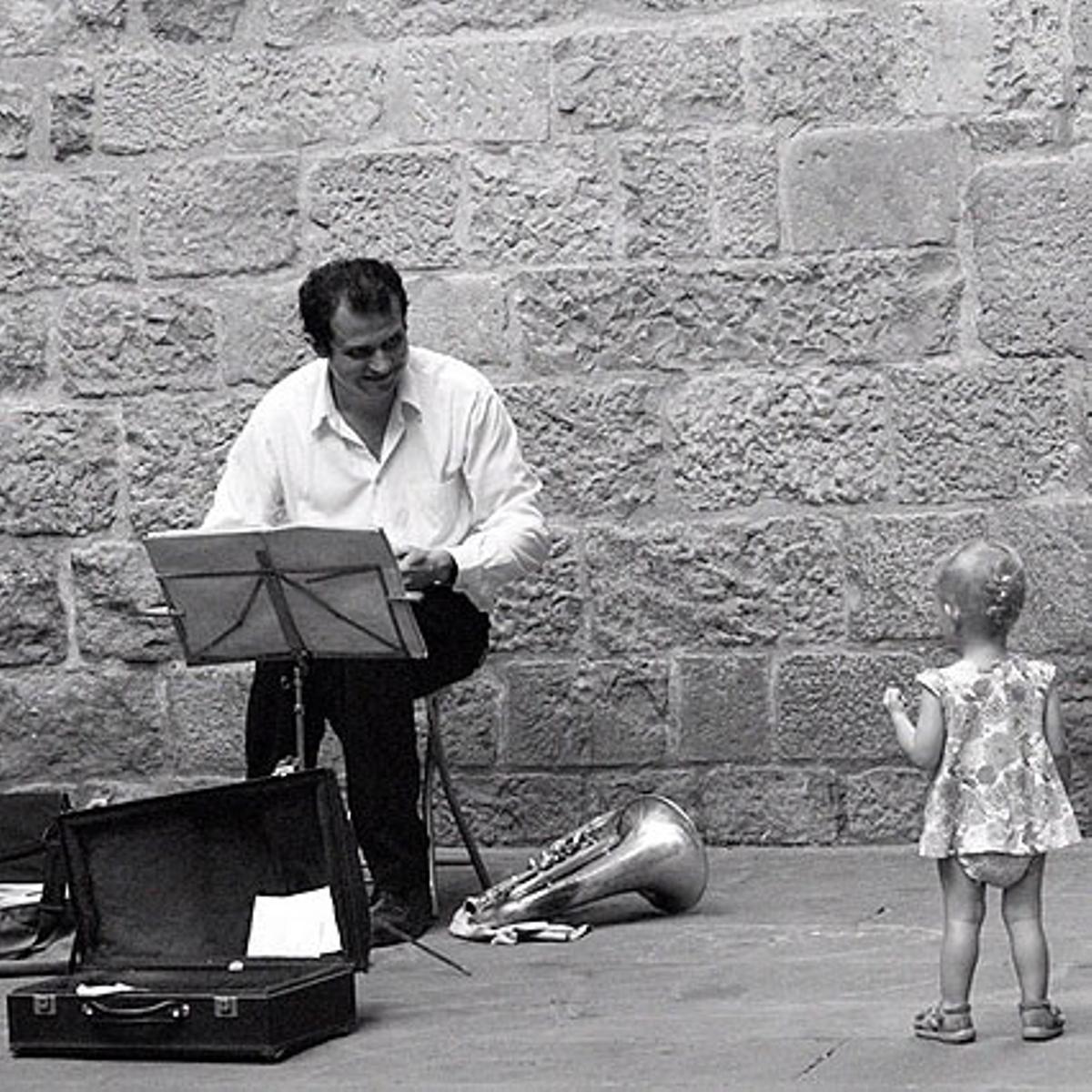 Música als carrers de Ciutat Vella, Barcelona.