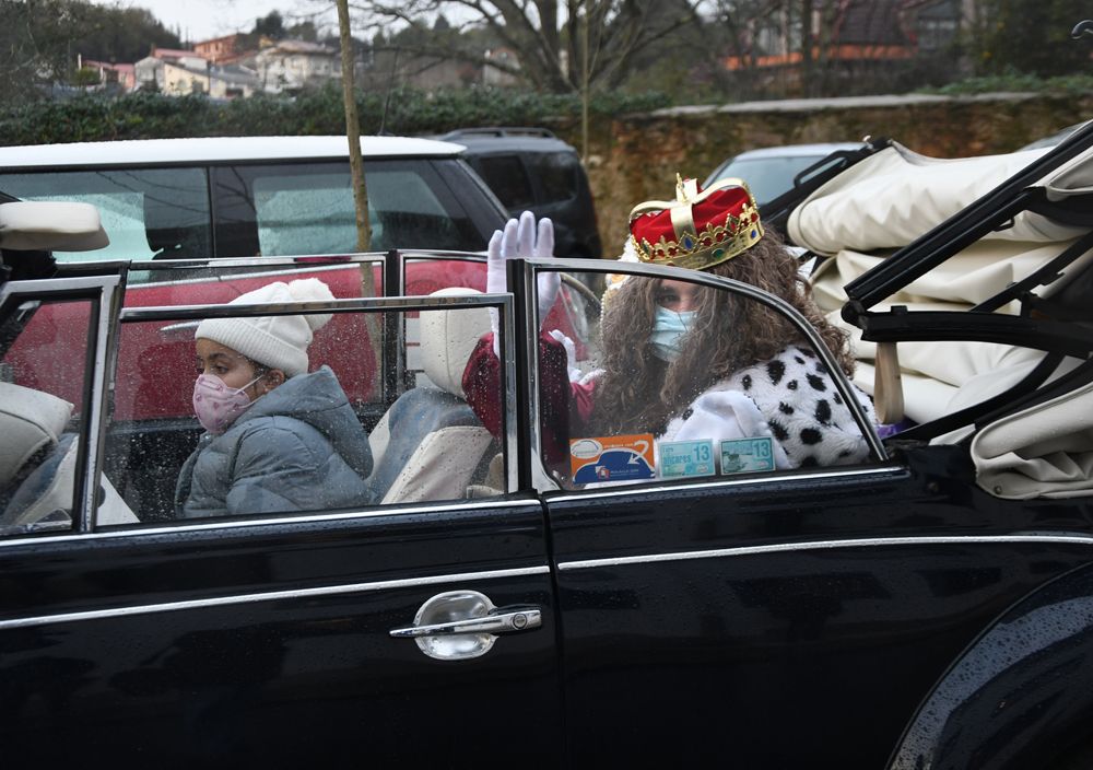 Recorrido matinal de los Reyes Magos en Cambre.