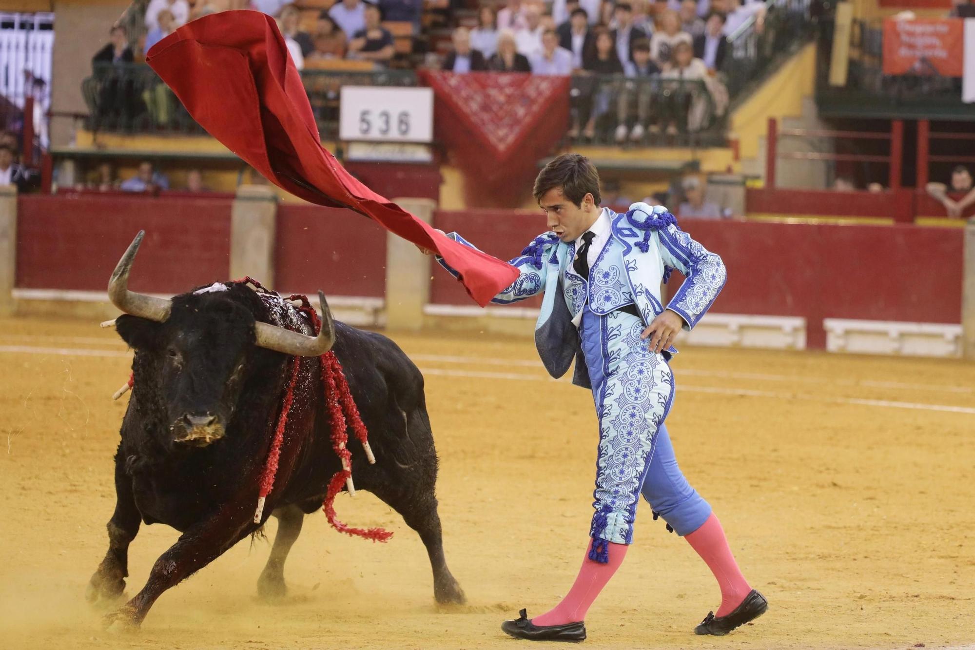 En imágenes | Corrida de toros goyesca en la plaza de toros de Zaragoza