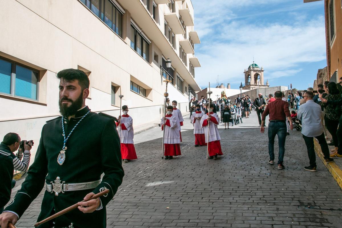 Desfile procesional de los alumnos del colegio Diocesano Oratorio Festivo de Orihuela