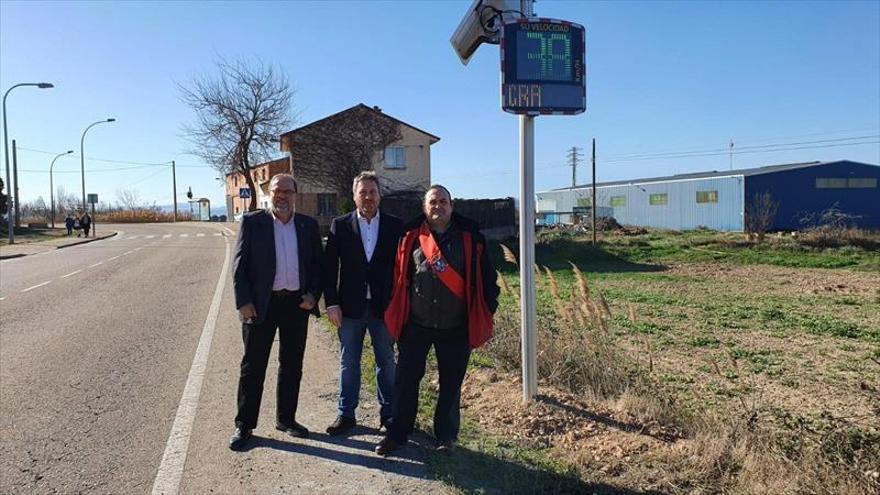 Soro y Fuster conocen el nuevo avisador de velocidad en su visita