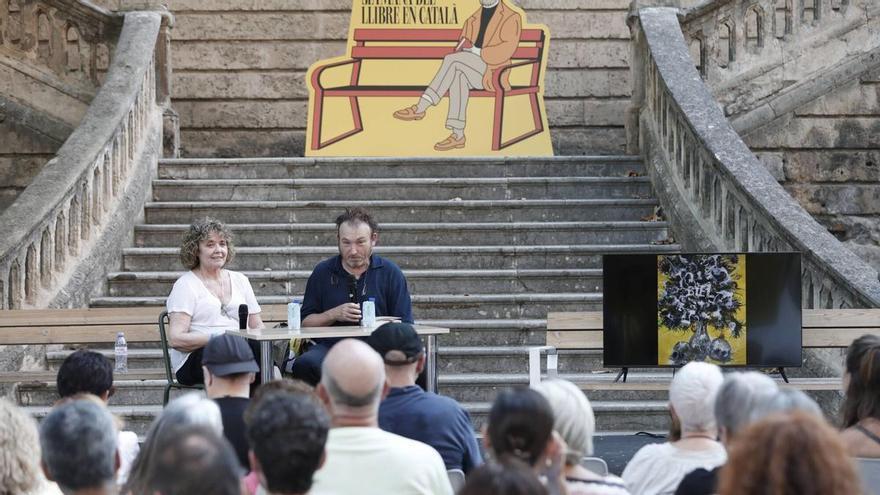 Miquel Barceló presenta 'El pit adormit' en Palma, "un libro de resistencia muy femenino y muy feminista”