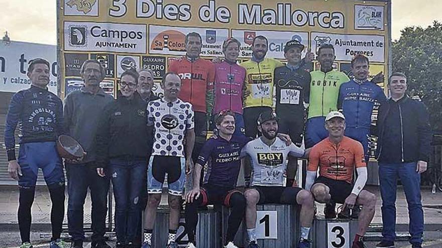 Podio general de los &#039;Tres Dies de Mallorca&#039; tras la disputa ayer de la tercera etapa.