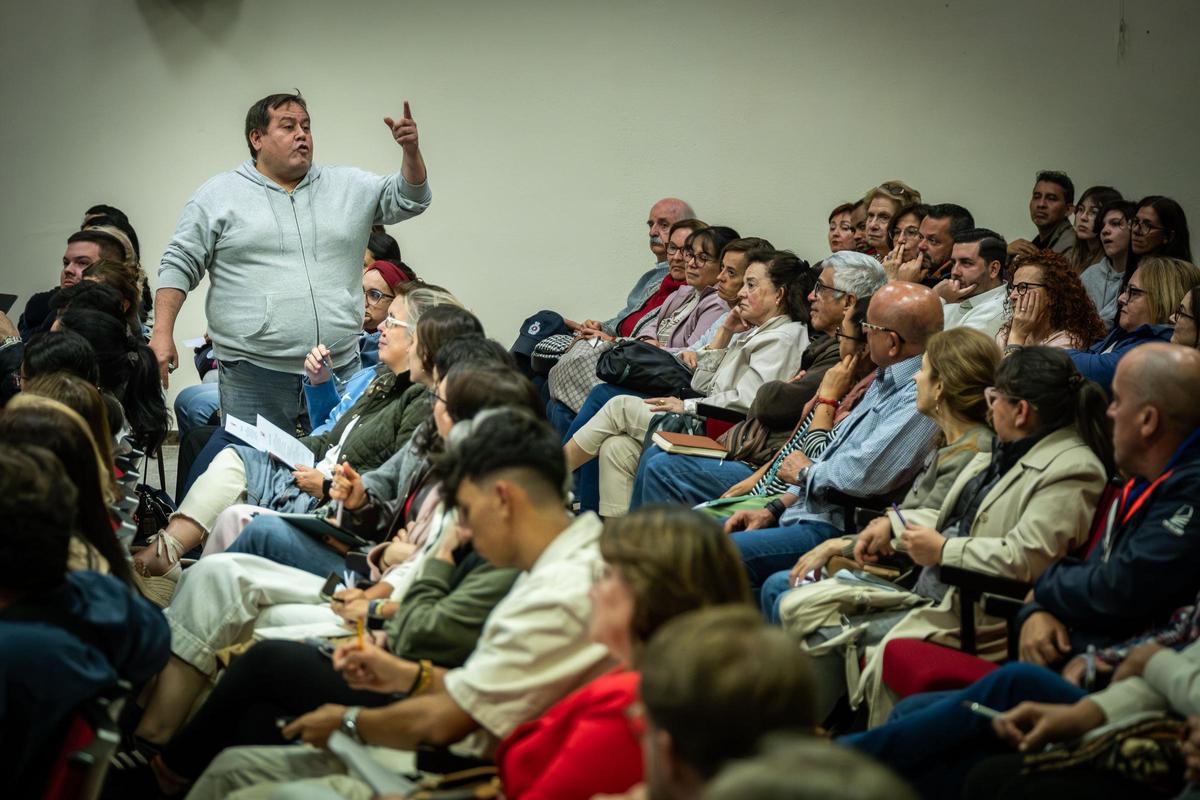 Reunión con los voluntarios del papa en el Seminario