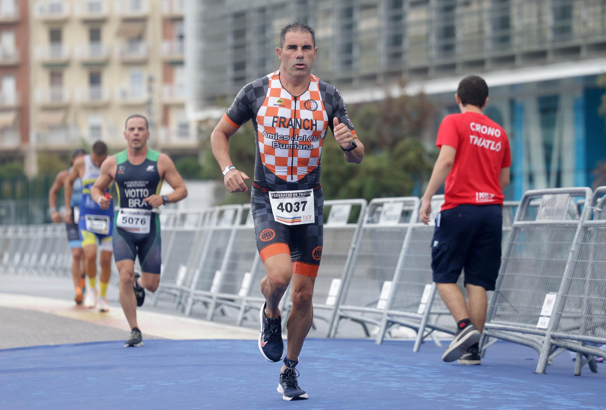 Las imágenes del Triatlon de Valencia en la distancia olímpica