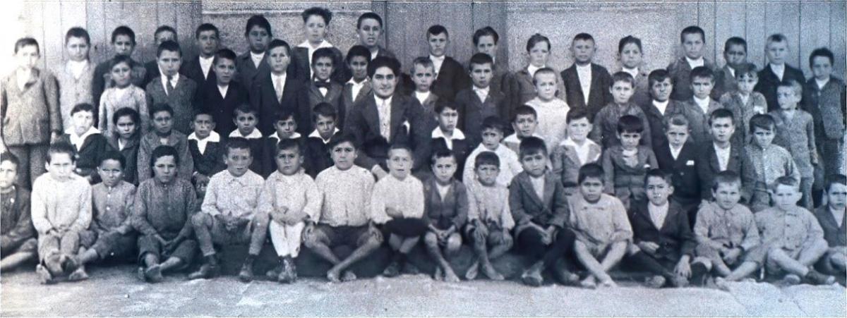 Escula en Cela de José García Hermida, en el año 1928.