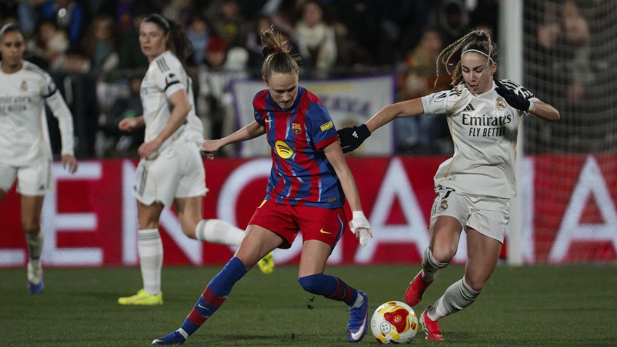 FÚTBOL FEMENINO | El Real Madrid pierde la final de la Supercopa en un ...