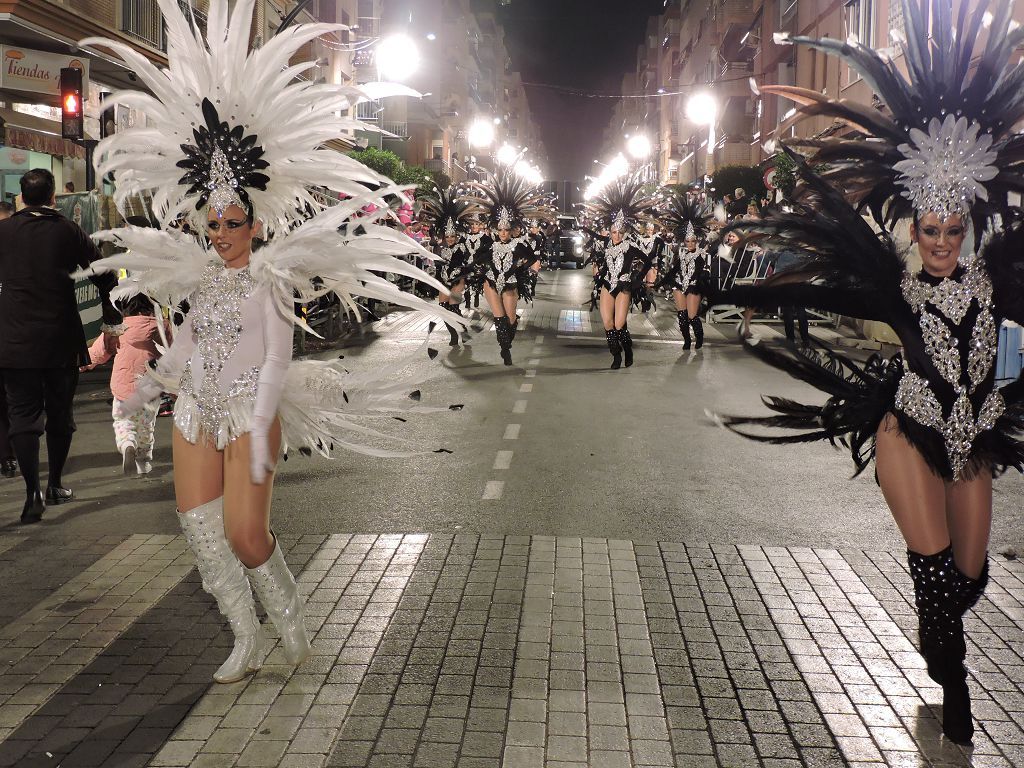 Revive la última noche del Carnaval de Águilas 2024, en imágenes