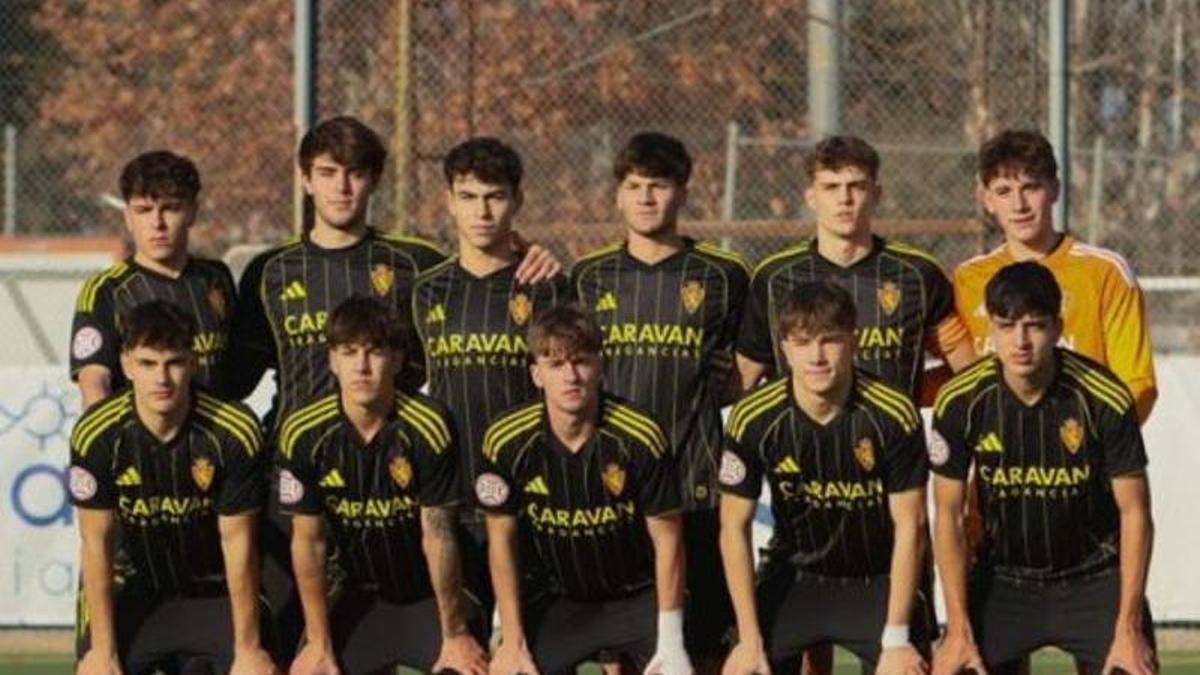 Alineación del Real Zaragoza juvenil de un partido de la actual temporada.