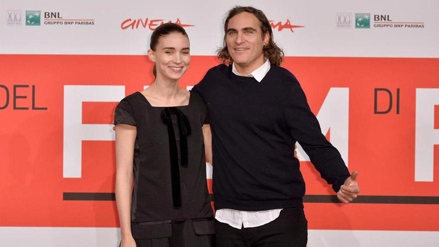 Joaquin Phoenix y Rooney Mara, padres de un bebé al que llamarán River