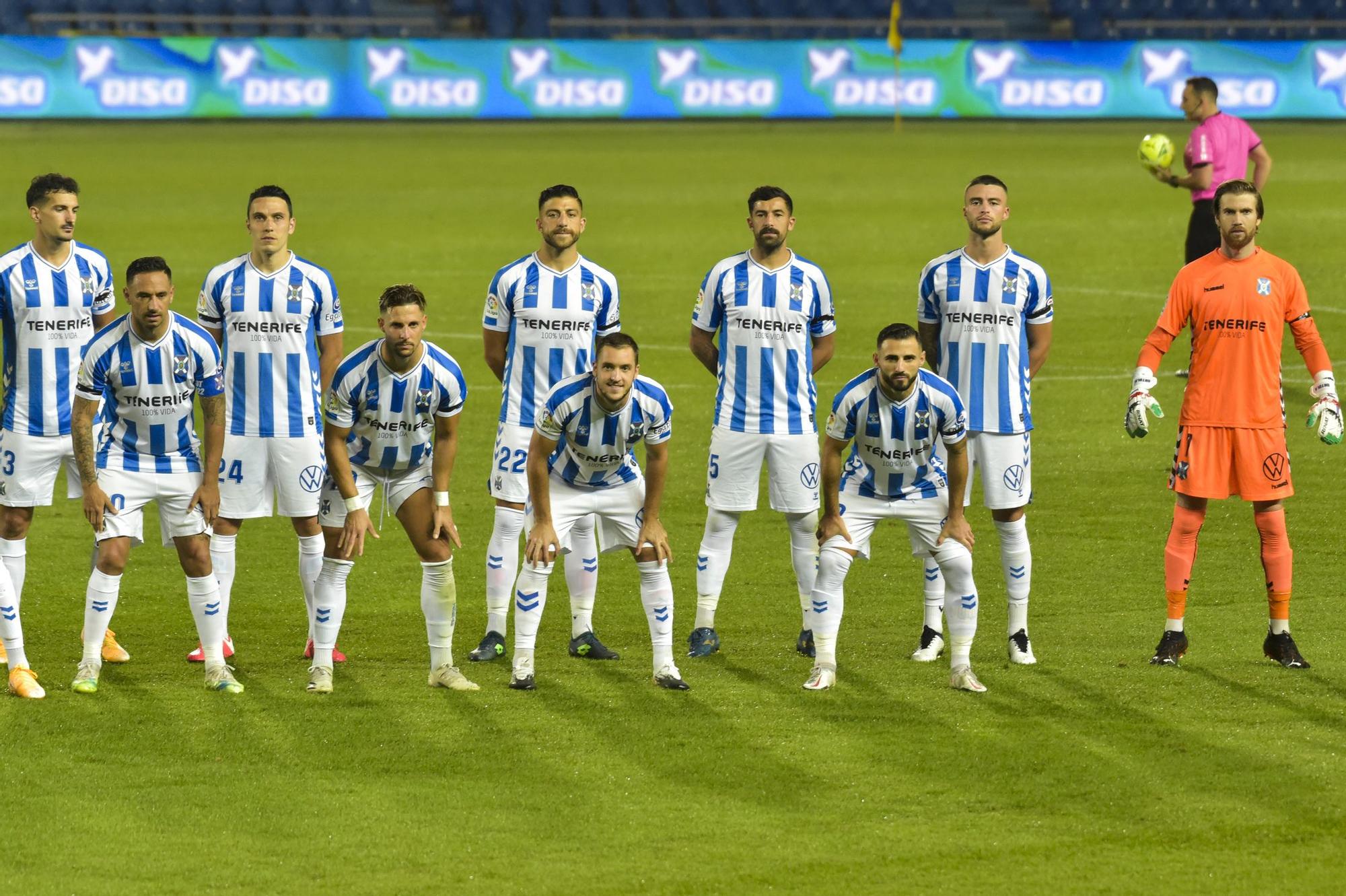 El partido del derbi UD Las Palmas - CD Tenerife, en imágenes